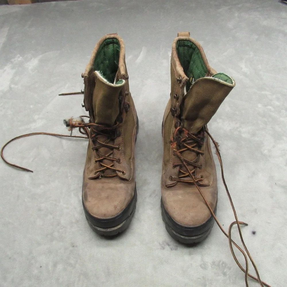 Danner few blemish
